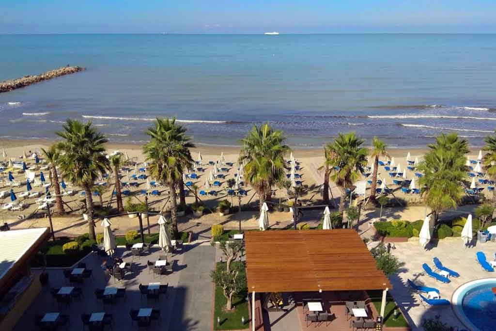 Golemi Beach - Visit Albania