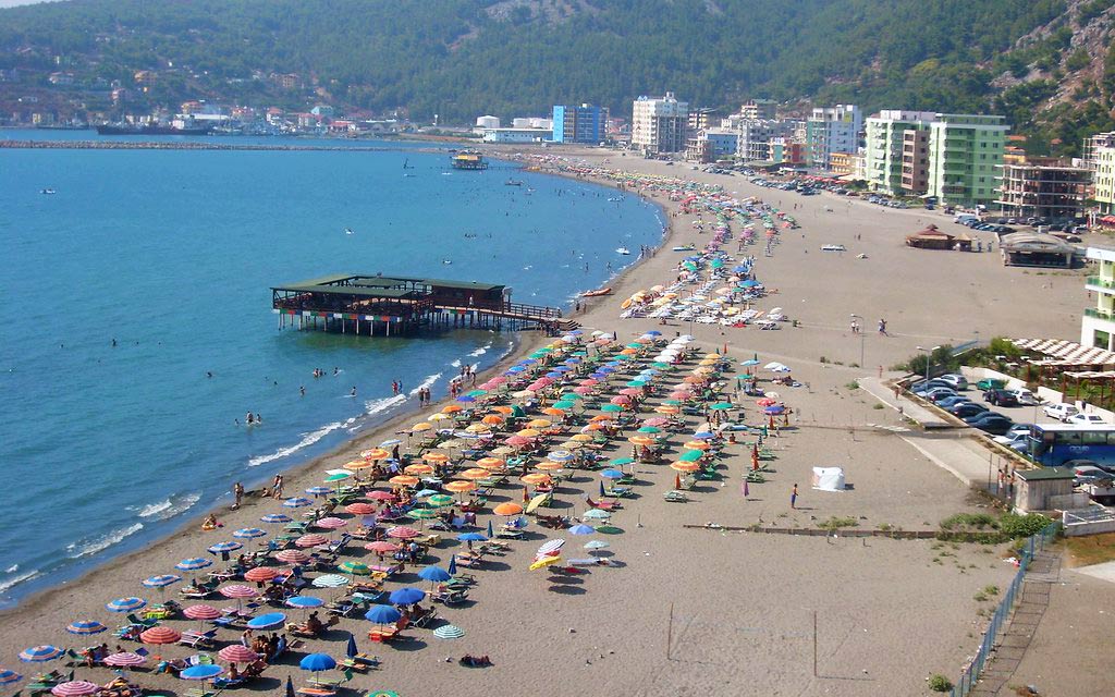 Shengjin Beach - Visit Albania