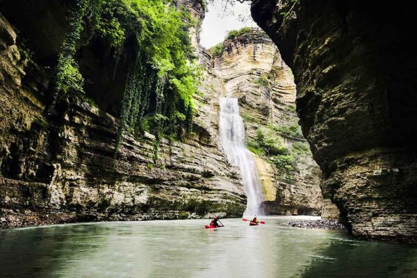 Rafting in Osumi Canyons