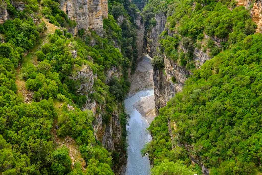 Rafting in Osumi Canyons