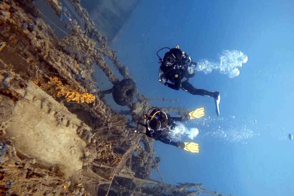 Ksamil: 6 Ship Wrecks