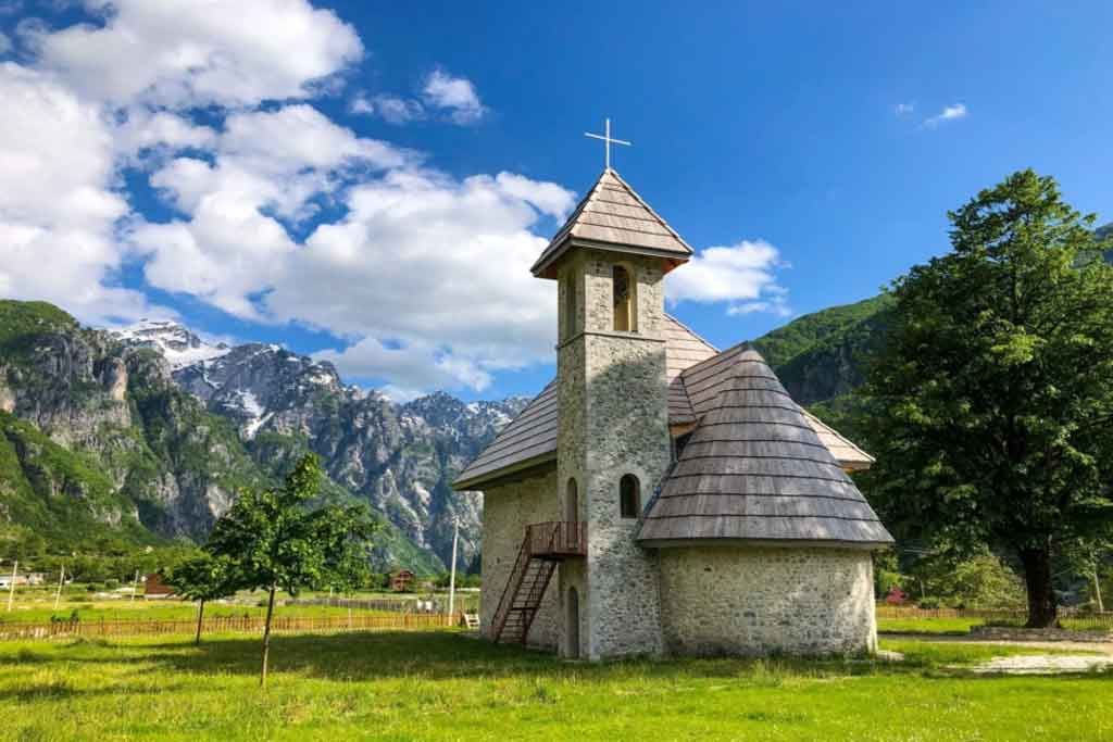 Hiking in the mysterious Albanian Alps