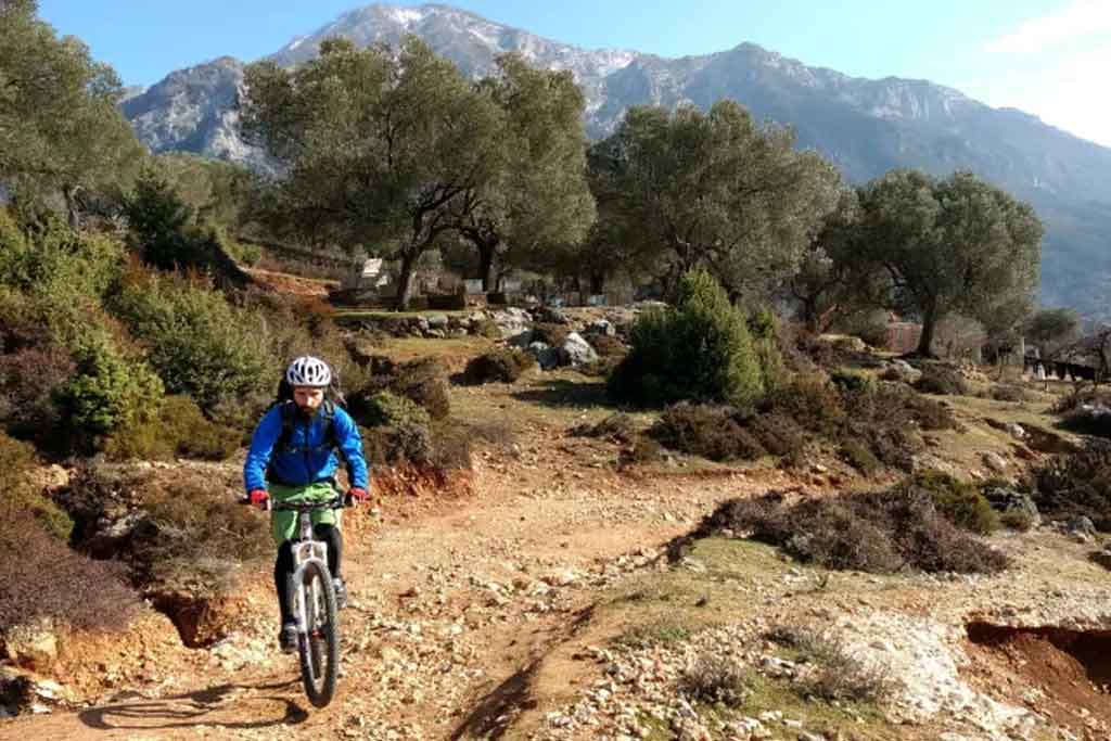 Kruja to Tirana with MTB